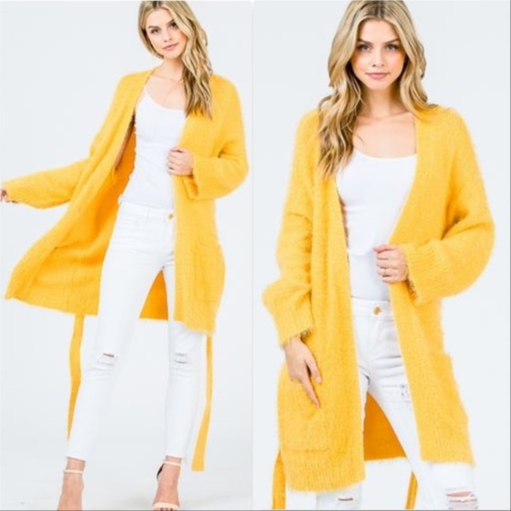 CINDY Fuzzy Cardigan - Picture 2 of 5